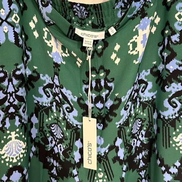 Chicos Ikat Wide Leg Soft Crops - Picture 6 of 13